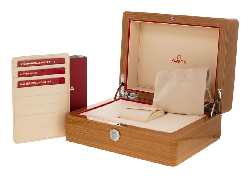 Omega Planet Ocean 215.92.46.21.01.001